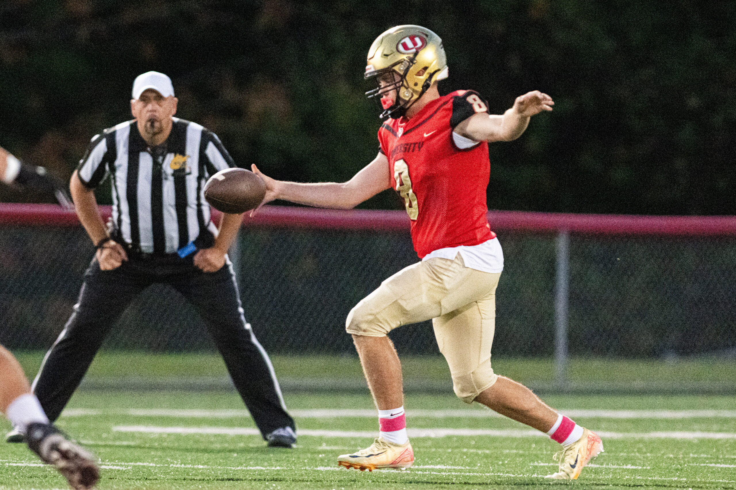 University punter Jimmy Gregg receives complete scholarship offer to West Virginia